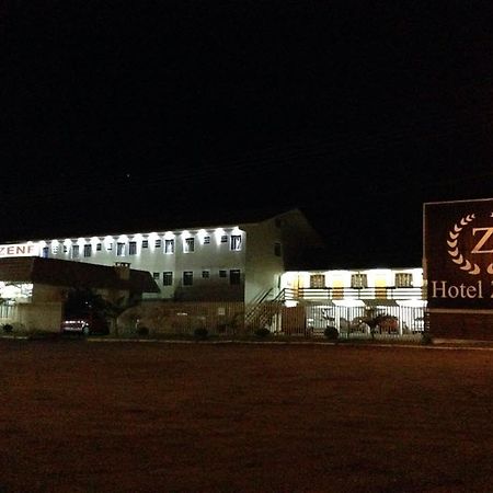 Hotel Zenf Papanduva Ngoại thất bức ảnh